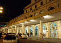 Stazione_TAXI_Salerno_Piazza_Vittorio_Veneto_Ferrovia